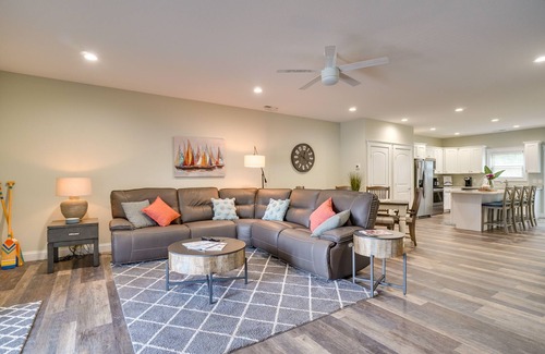 Spring City Casa | Chic Spring City Townhome on Watts Bar Lake!