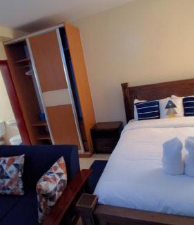 Ngara Apartamento | Chic Studio Apartment near Nairobi CBD