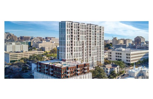 Civic District Apartamento | Chic Studio Deluxe Hotel Suite in the Heart of Austin