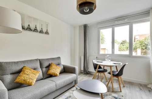 Bezons Apartamento | Chic studio near Paris - La Defense