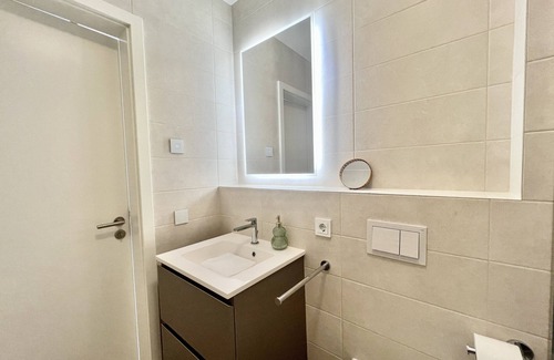 Gasperich Apartamento | Chic Studio Perfect City Explorers ID201