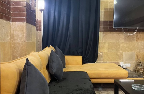 As-Sajil Apartamento | Chic studio with WiFi and AC in awesome Cairo Governorate