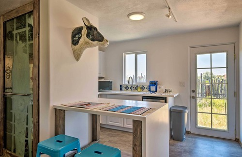 El Prado Apartamento | NUEVO-Chic Studio con parrilla, a 25 minutos del valle de esquí de Taos