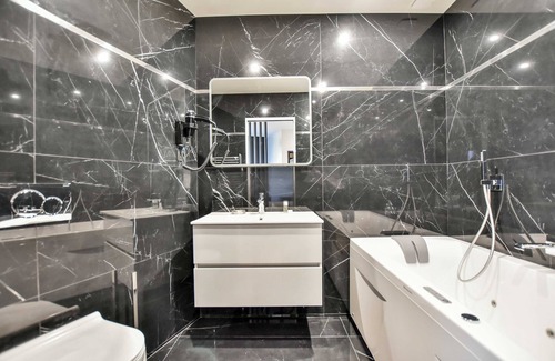 Chaussee-d'Antin Apartamento | Chic Studio w/ Jacuzzi - 2P - Near Palais Garnier