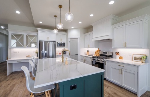Kimberly Casa | Chic & Stylish/King bd/Fireplace