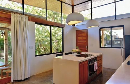 Playa Guiones Casa | Chic surf and yoga villa 2-minute walk to beach