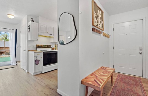 Spokane Casa | Chic Townhouse in Northtown
