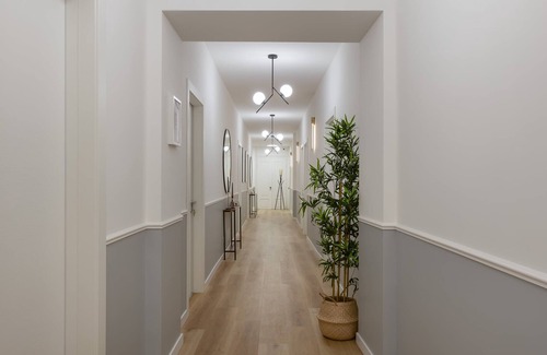 Trieste Old Town Apartamento | Chic Trieste Gem