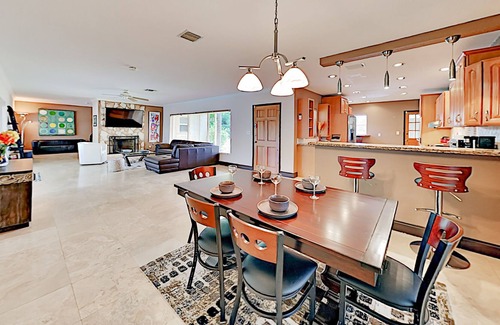 Harbor Beach Casa | Chic tropical retreat w/ private outdoor pool - walk to beach & dining