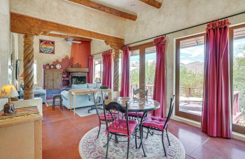 Tanque Verde Casa | Chic Tucson Casita with Deck and Panoramic Views!