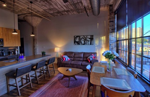Midtown Hotel | Chic Ultramodern Loft Suite w/ Designer Features