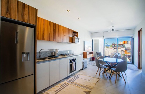 Díaz Ordaz Condominio | Chic Versalles Haven | 2BR w/ Gym