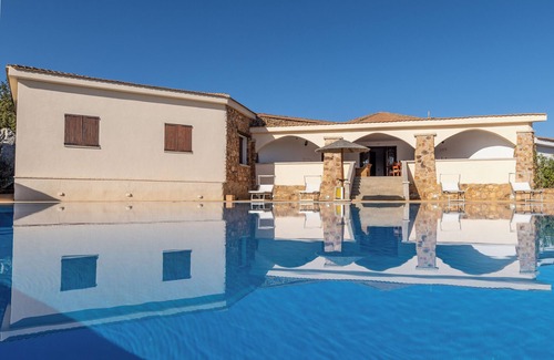 Golfo di Marinella Apartamento | Chic Villa Antonina Studio No2167