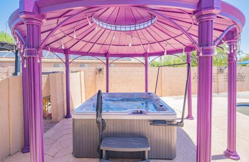 Casa Grande Apartamento | Chic Villa - Pool, hot Tub, hammock, king Bed, wi-fi