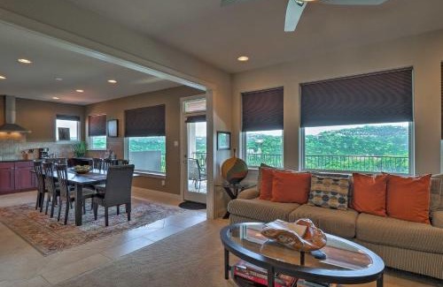 Rob Roy On The Lake Casa | Chic Villa with Infinity Pool 10 Mi to Downtown!
