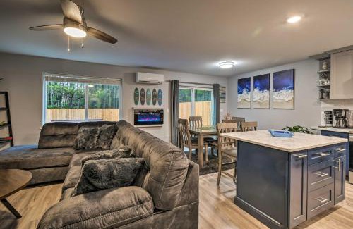 Westport Casa | Chic Westport Getaway with Hot Tub and Fireplace!