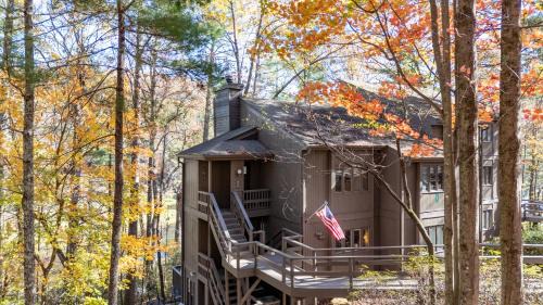 Big Canoe Casa | Chicadees Lake Lookout - A wood-burning fireplace, beautiful lake views, king and queen bedrooms, deck dining, and easy access t