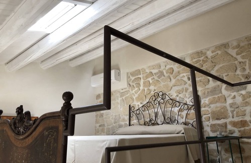 Modica Casa | Chicchi di Melograno