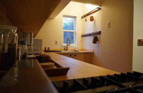 Port Jervis Apartamento | Chichito's Japanese Retreat. Zen Haven nestled in 16 acres of nature