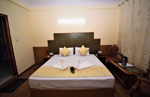 Aleo Hotel | Chichoga Holiday Inn Manali