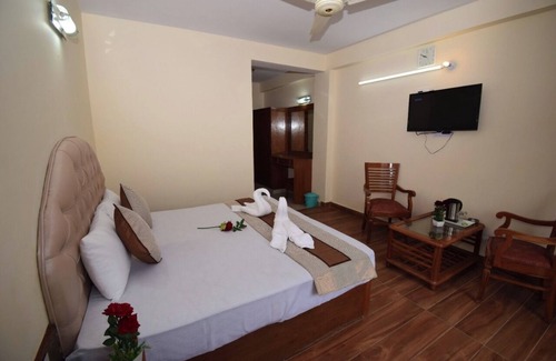Aleo Hotel | Chichoga Holiday Inn Manali