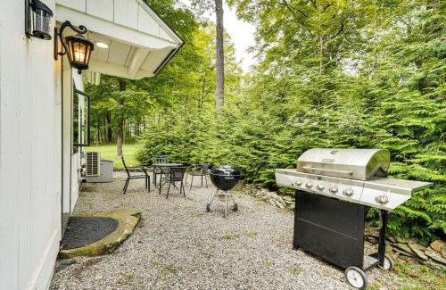 Redding Ridge Casa | Chickens On-Site Cottage, 2 Mi to Saugatuck Falls