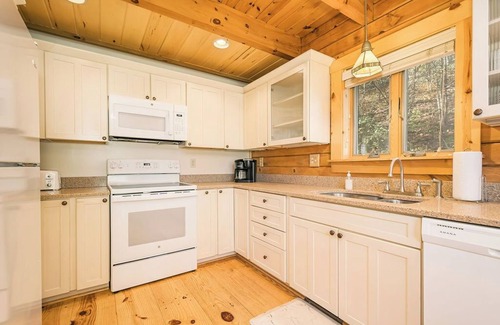 Farmington Cabina | del Jefe de OVR Nemacolin Logia! Capacidad para 14 personas, en Stony Creek Tenedor! Hot Tub!