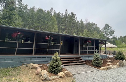 Allenspark Apartamento | Chiefs Head Peak Lodge Annex Room @ Ferncliff Ranch & Resort