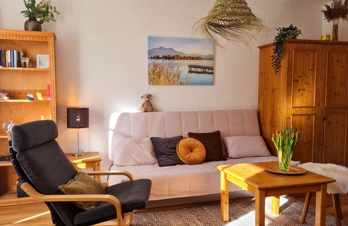 Arlaching Apartamento | Chiemseetraum, im Erdgeschoss mit Seeblick, 1-2 Personen, 36 qm