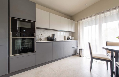 Hainault Apartamento | Chigwell 1BR + Study Escape