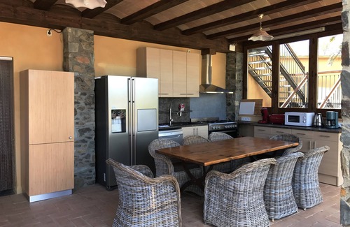 Garriguella Villa | casa de vacaciones apta para niños con piscina privada