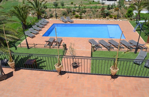 Garriguella Villa | casa de vacaciones apta para niños con piscina privada