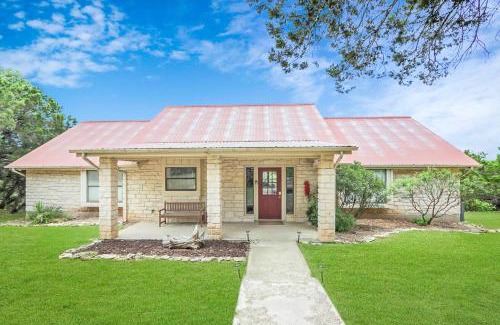 Wimberley Casa | Chili Pepper Falls