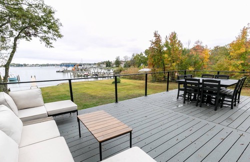 Selby-on-the-Bay Casa | Chill in this new waterfront home with private pier, gourmet kitchen, pet-friendly