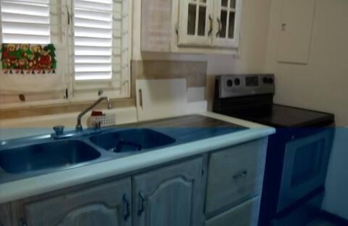 Ocho Rios Condominio | Relájate en la colina / wifi gratis A / c, wi-fi gratuito, comunidad cerrada