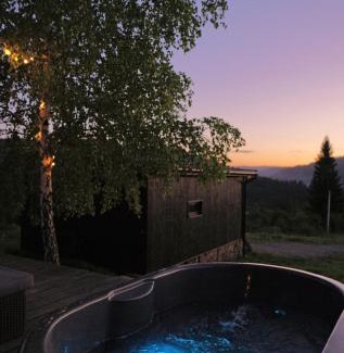 Slavske Casa | Chilloutzonе - Будинок з безкоштовним джакузі та кінотеатром