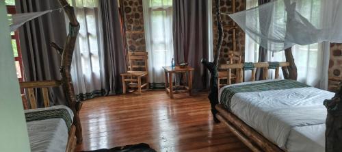 Kibale Complejo | Chimpanzee Capital Safari Lodge