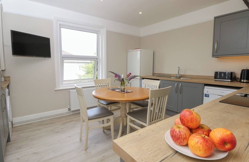 Westbourne Cabaña | Chine Heights