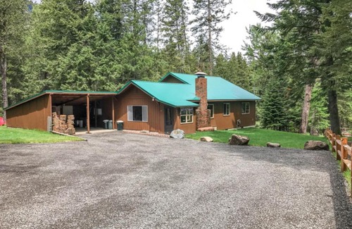 Joseph Casa | Chinook Lake