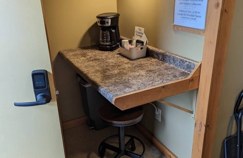 Hayward Apartamento | Chip-Wa Lodging Room 4