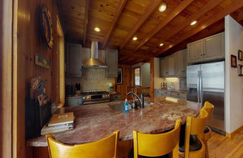 Green Mountain Falls Casa | Chipmunk Cabin