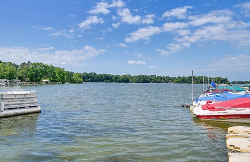 Lake Wissota Casa | Chippewa Falls Getaway with Community Lake Access!