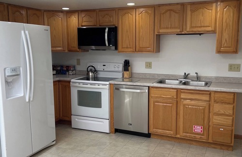 Lake Wissota Apartamento | 🔥 Lakefront · 2 Docks · Fire Pit · Grill · Smart TV · Great Views