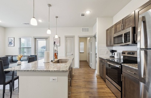 Cleburne Apartamento | Chisholm Trace 222 I Comfy 2 Bed 2 Bath