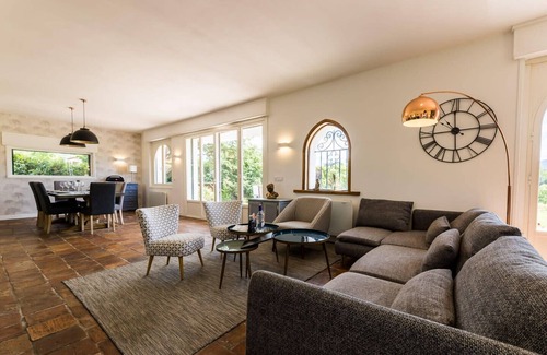 Behobie Villa | Chistera - Rent a house with heated swimming pool and garden in Urrugne