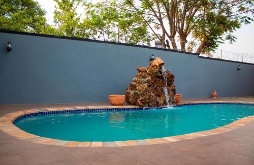 Victoria Falls Casa | Chitova’s Guesthouse
