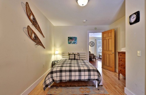 East Haven  Rutland County Otro | Chittenden Farmhouse: Historic 4BR/2BA, 20 Min to Killington, 7 Min to Mountaintop Resort