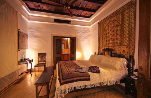 Kochi Complejo | Chittoor Kottaram Royal Mansion - A CGH Earth SAHA Experience