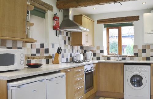 Potter Heigham Casa | Chive - E4326