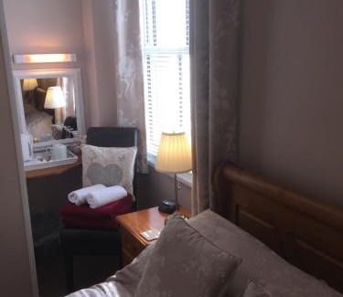 Chysauster Casa | Chiverton House Guest Accommodation